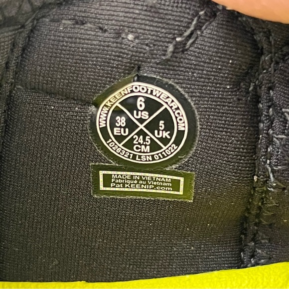 Keen Seacamp II CNX Big Boys Water Sandals Size 6 Slip On Washable In Gray NWOT - Picture 2 of 11